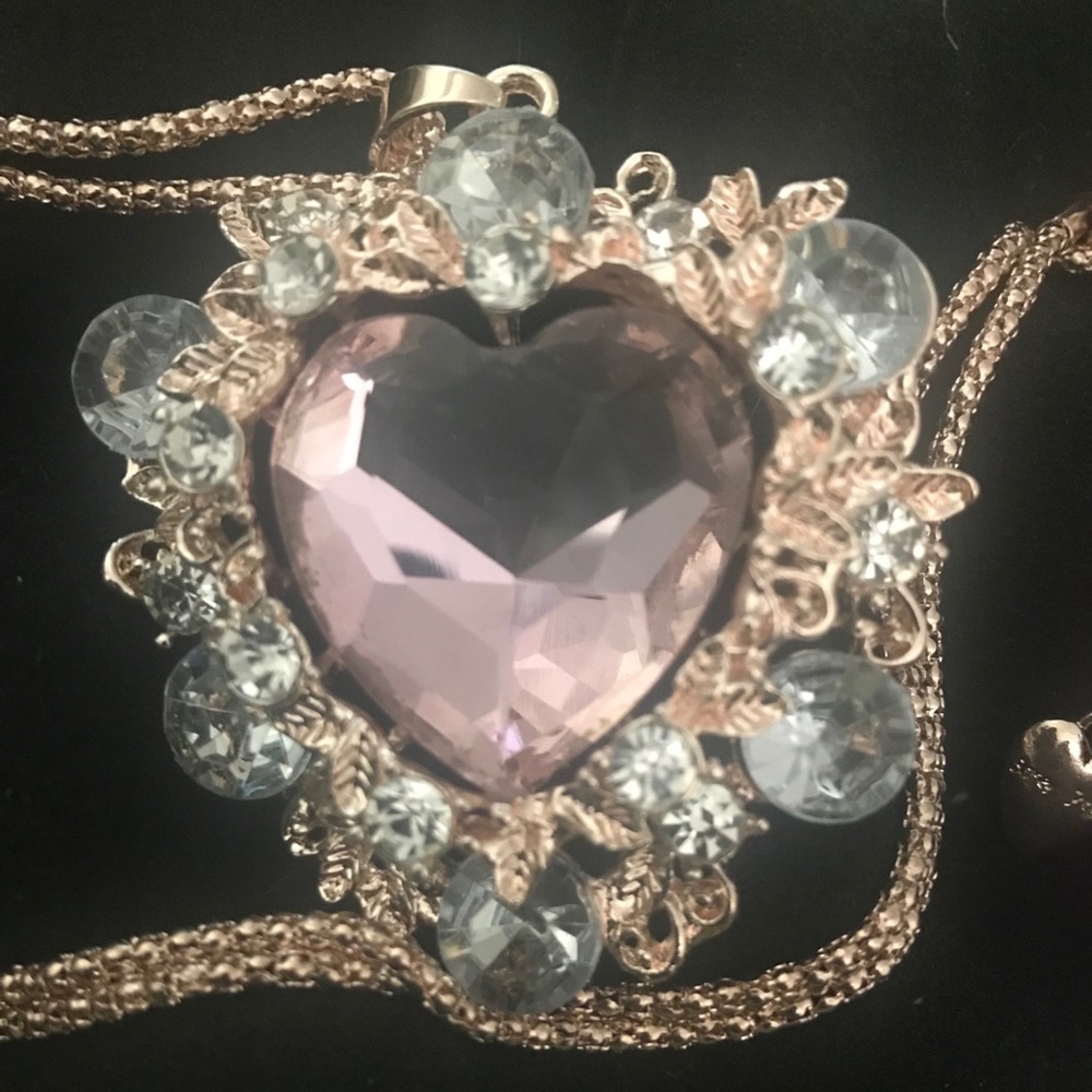 Betsey Johnson Pink Crystal Heart Necklace - Picture 2 of 6